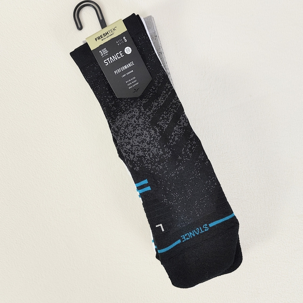 NEW! Stance Performance 3PK Run Light Crew Socks Men's Women's Size Small 5-7.5